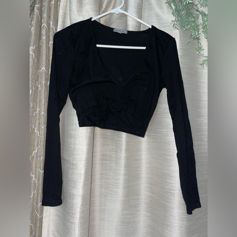 Black crop top